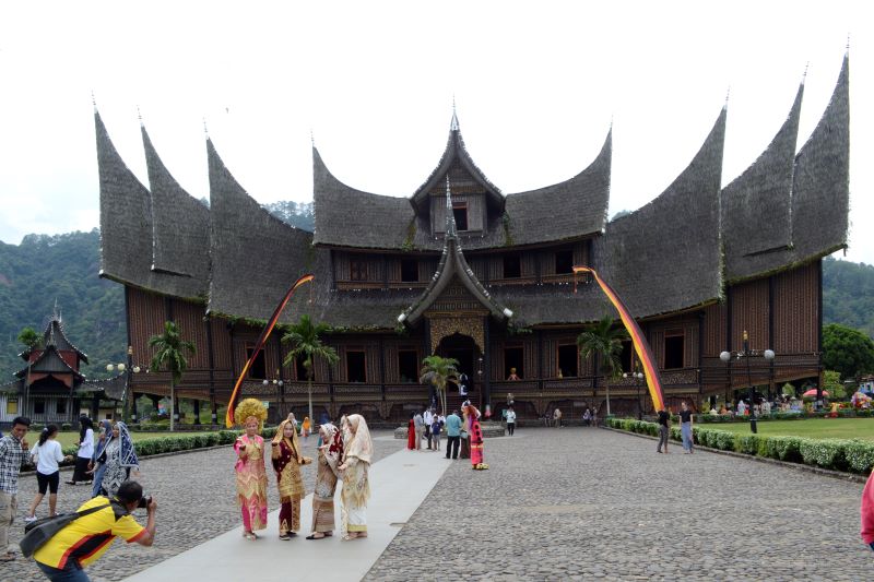 Zoomer sur l'image : Istana Pagar Ruyung